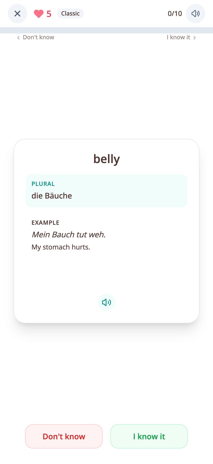 Flipped German vocabulary flashcard revealing the meaning and an example sentence in the KasusKnacker app